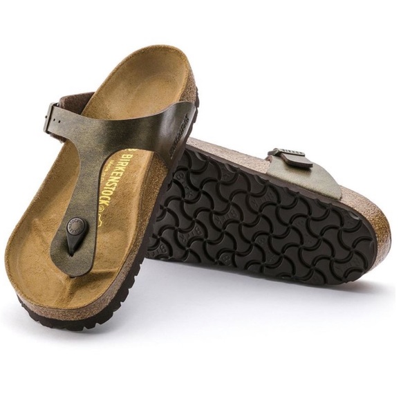 Birkenstock Shoes - Birkenstock Gizeh - Golden Brown